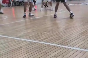 勒沃库森vs帕德博恩在线直播免费观看_勒沃库森vs帕德博恩在线观看免费_勒沃库森vs帕德博恩在线观看完整免费高清打服对手球迷！捷克球迷向韩旭索要签名&合照
