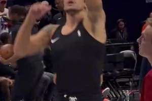 斯特拉斯堡vs勒芒免费观看高清_斯特拉斯堡vs勒芒今日直播_斯特拉斯堡vs勒芒免费回放录像人中吕布！阿隆·戈登这身板！是真的强壮啊！